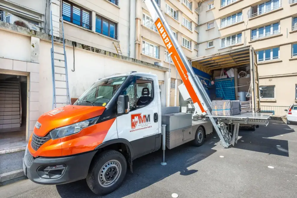 entreprise de monte-meuble à Lompret